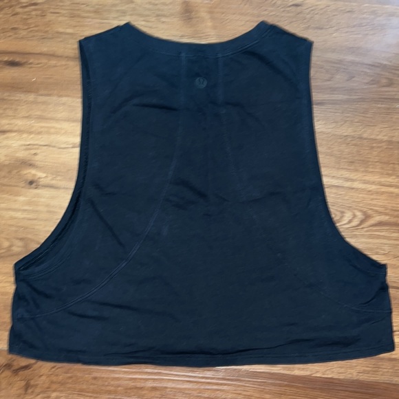 Lululemon Crop Tank Top - Picture 2 of 3